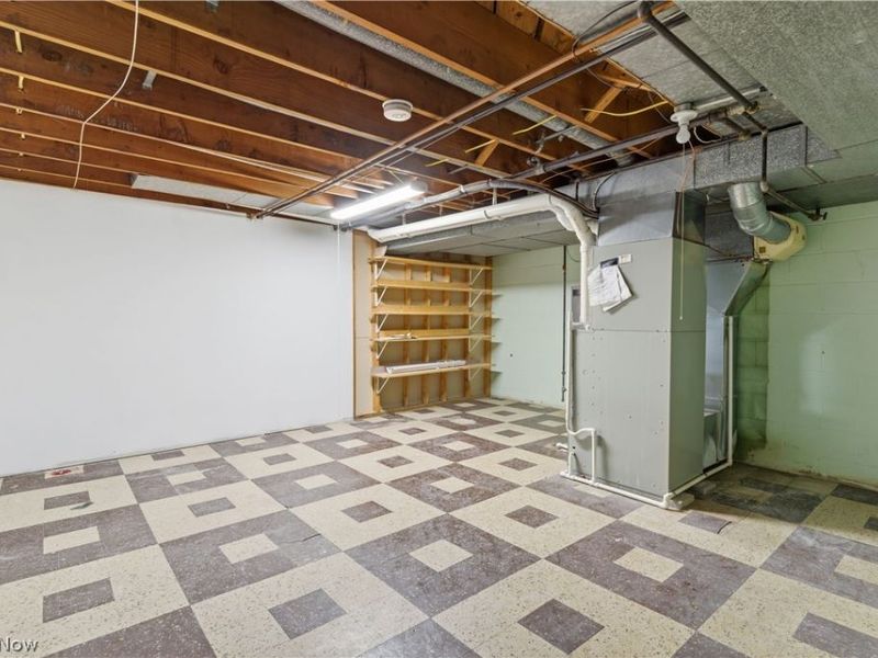 11526 Lake Avenue , Cleveland, OH 44102 Photo 37