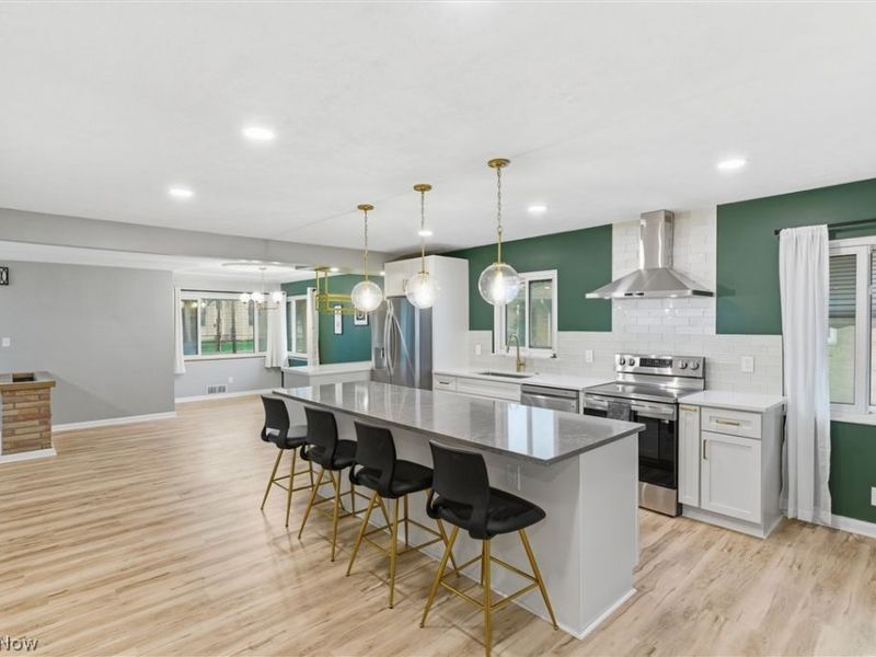 11526 Lake Avenue , Cleveland, OH 44102 Photo 8