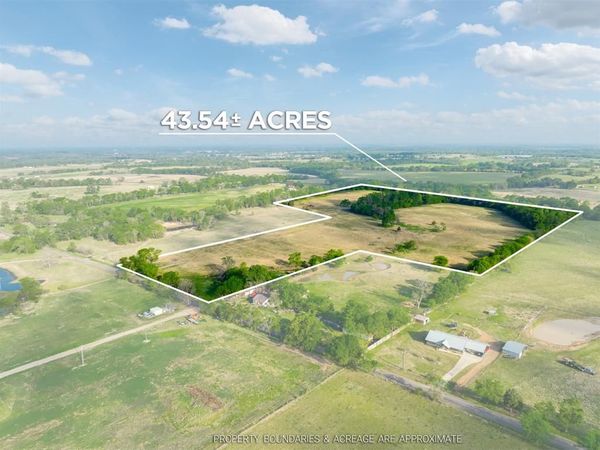 1020 County Road 3070, Mount Vernon, TX 75457