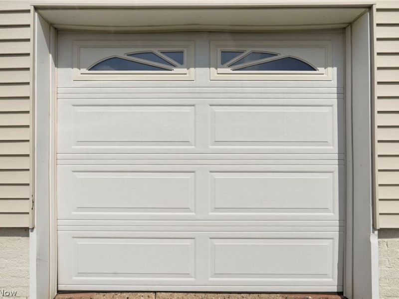 1321 Spangler Road NE, Canton, OH 44714 Photo 4