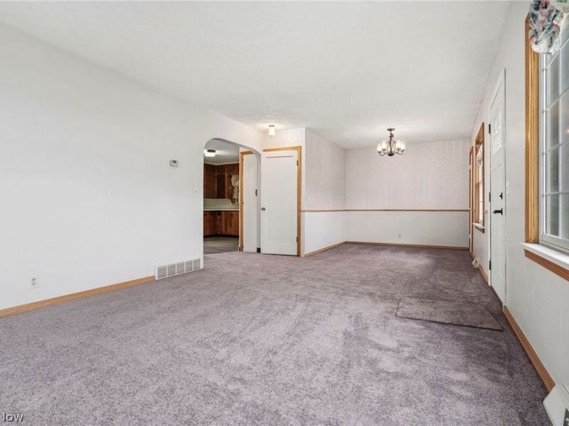 1321 Spangler Road NE, Canton, OH 44714 Photo 6