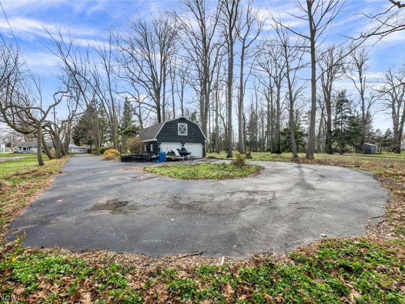 7639 Salida Road, Mentor on the Lake, OH 44060 Photo 9