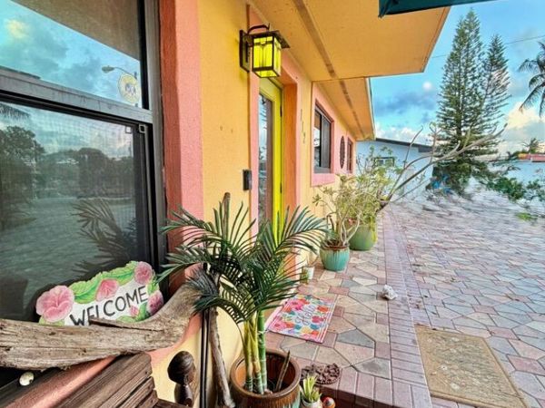 112 San Juan Drive, Palm Springs, FL 33461