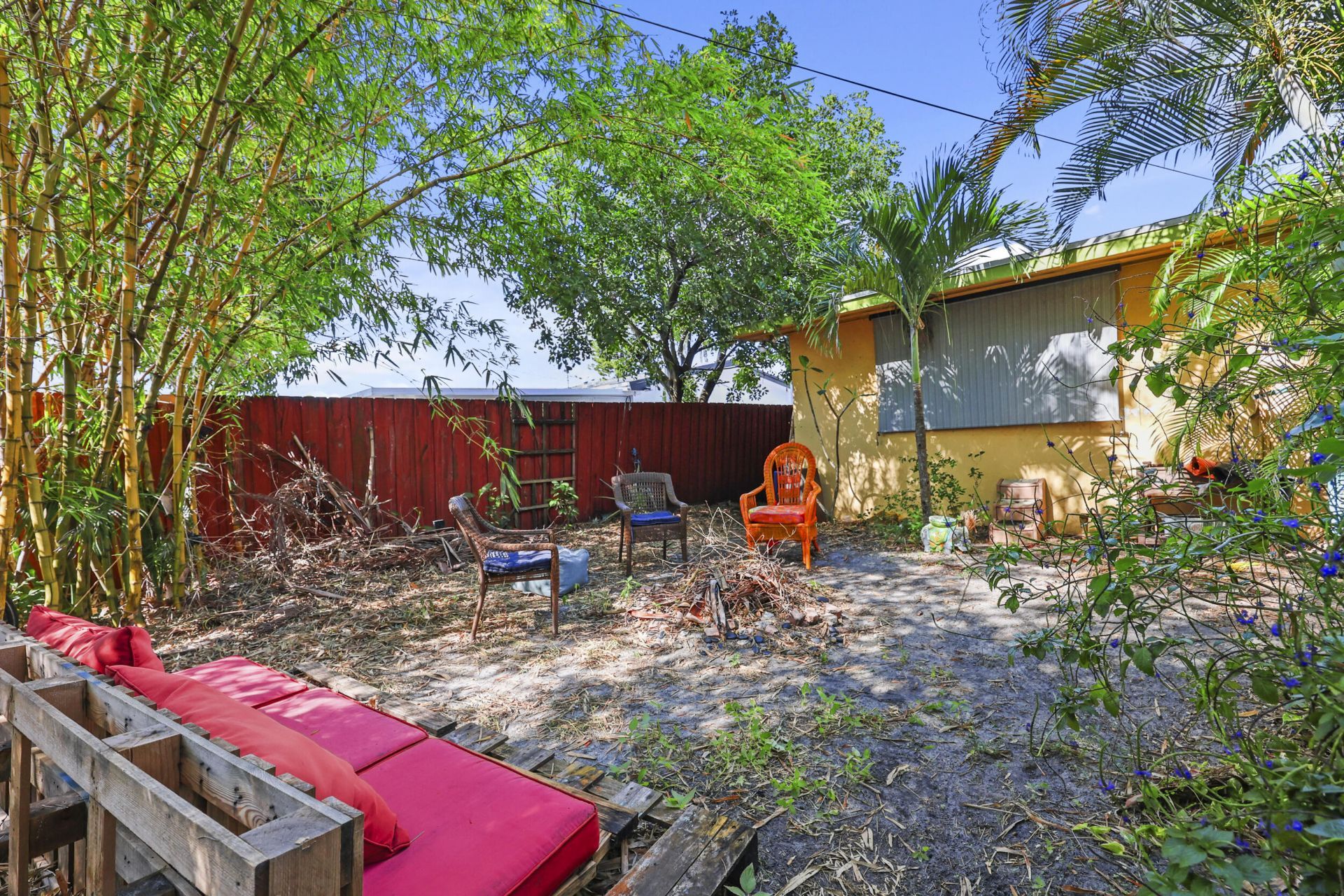 112 San Juan Drive, Palm Springs, FL 33461 Photo