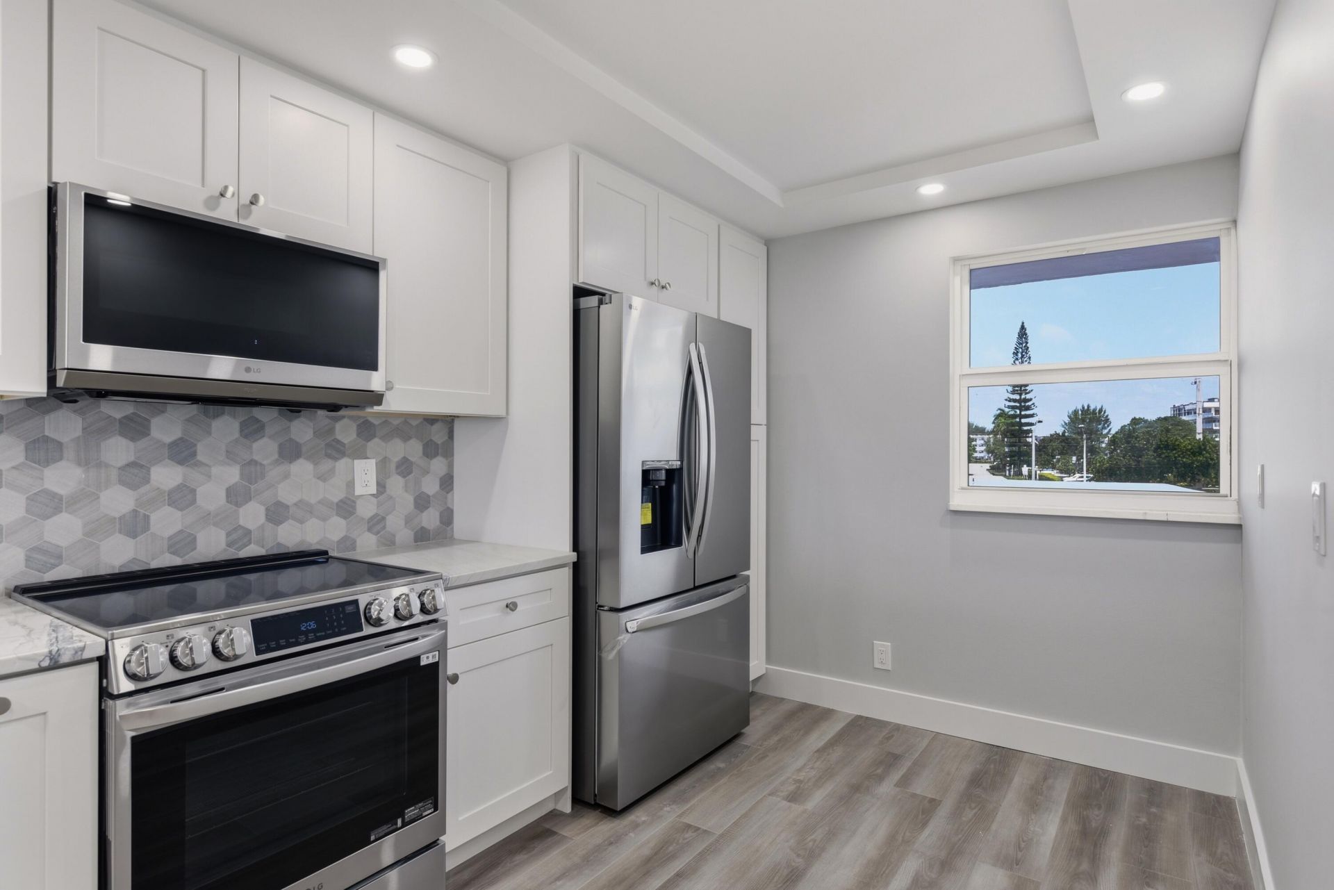 1012 N Ocean Boulevard, Unit 202, Pompano Beach, FL 33062 Photo