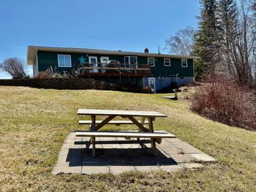 1398 4th Street NW, Baudette, MN 56623