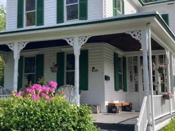 10 STACEY AVENUE, TRENTON, NJ 08618