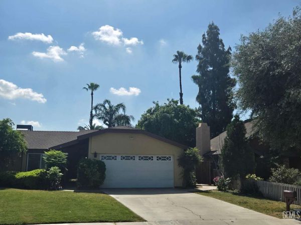 3712 Sonoita Drive, Bakersfield, CA 93309