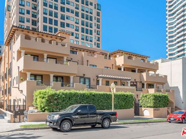 10523 Ashton Avenue, Unit 301, Los Angeles, CA 90024