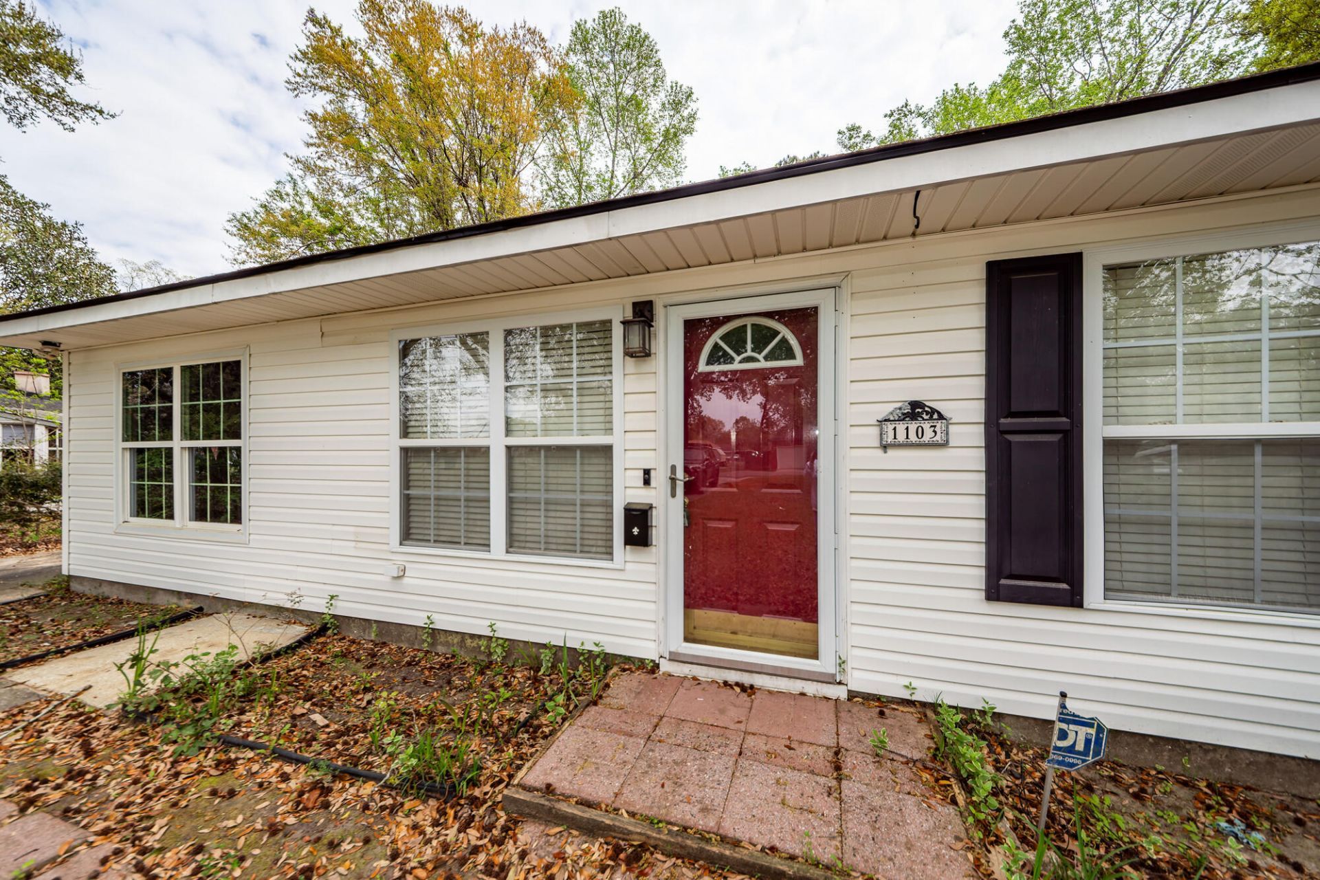 1103 Hawthorne Road Photo 16