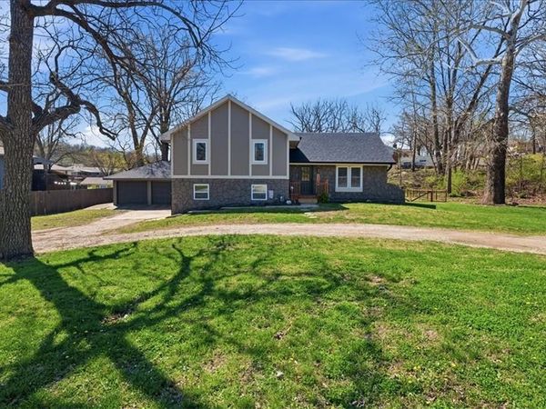 13331 Metropolitan Avenue, Bonner Springs, KS 66012