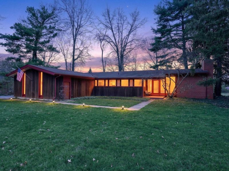 91 Pocono Road, Columbus, OH 43235 Photo 1