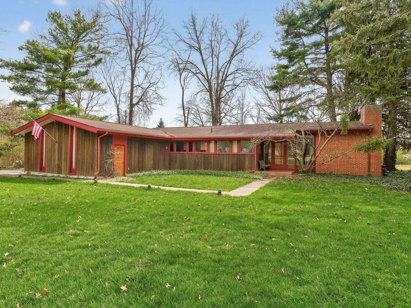 91 Pocono Road, Columbus, OH 43235 Photo 4