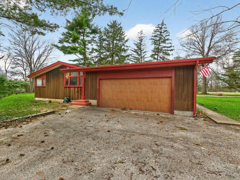 91 Pocono Road, Columbus, OH 43235 Photo 5