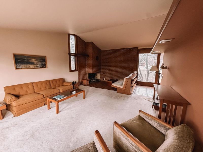 91 Pocono Road, Columbus, OH 43235 Photo 8