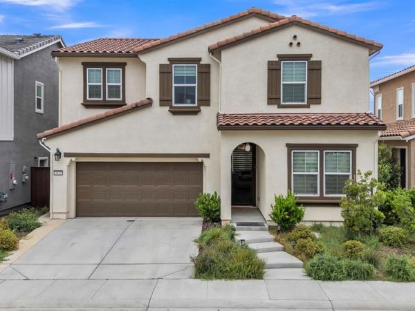 4443 Cash Dr, Folsom, CA 95630