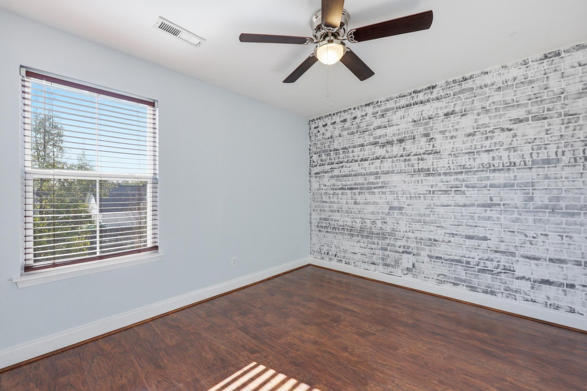 409 Chemistry Circle Photo 11