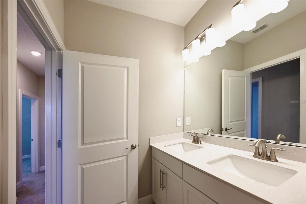 3806 Savanna Palms Court, Lakewood Ranch, FL 34211 Photo