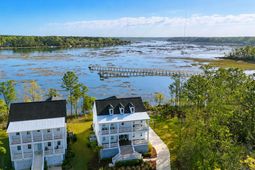 3582 Clambank Drive photo 4