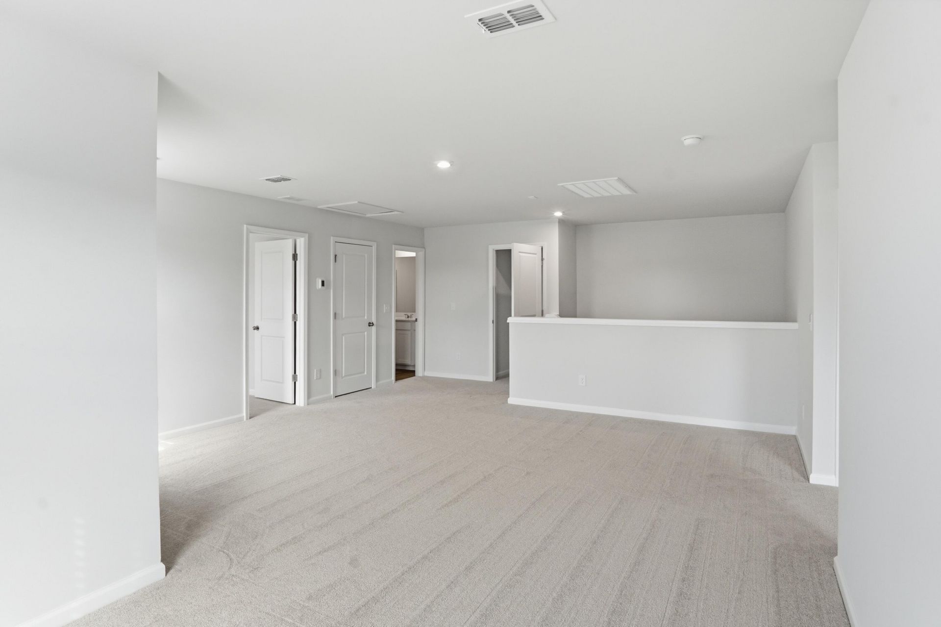 275 Shadybrook Drive Photo 32