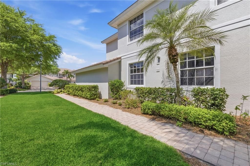13081 Pebblebrook Point Cir, Unit 102, Fort Myers, FL 33905 Photo