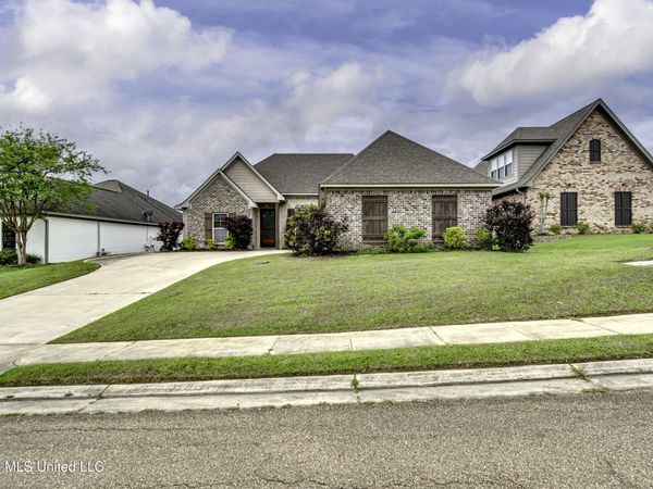 130 Grace Drive, Flowood, MS 39232