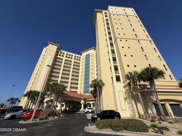 2801 S Ridgewood Avenue, Unit 409, South Daytona, FL 32119