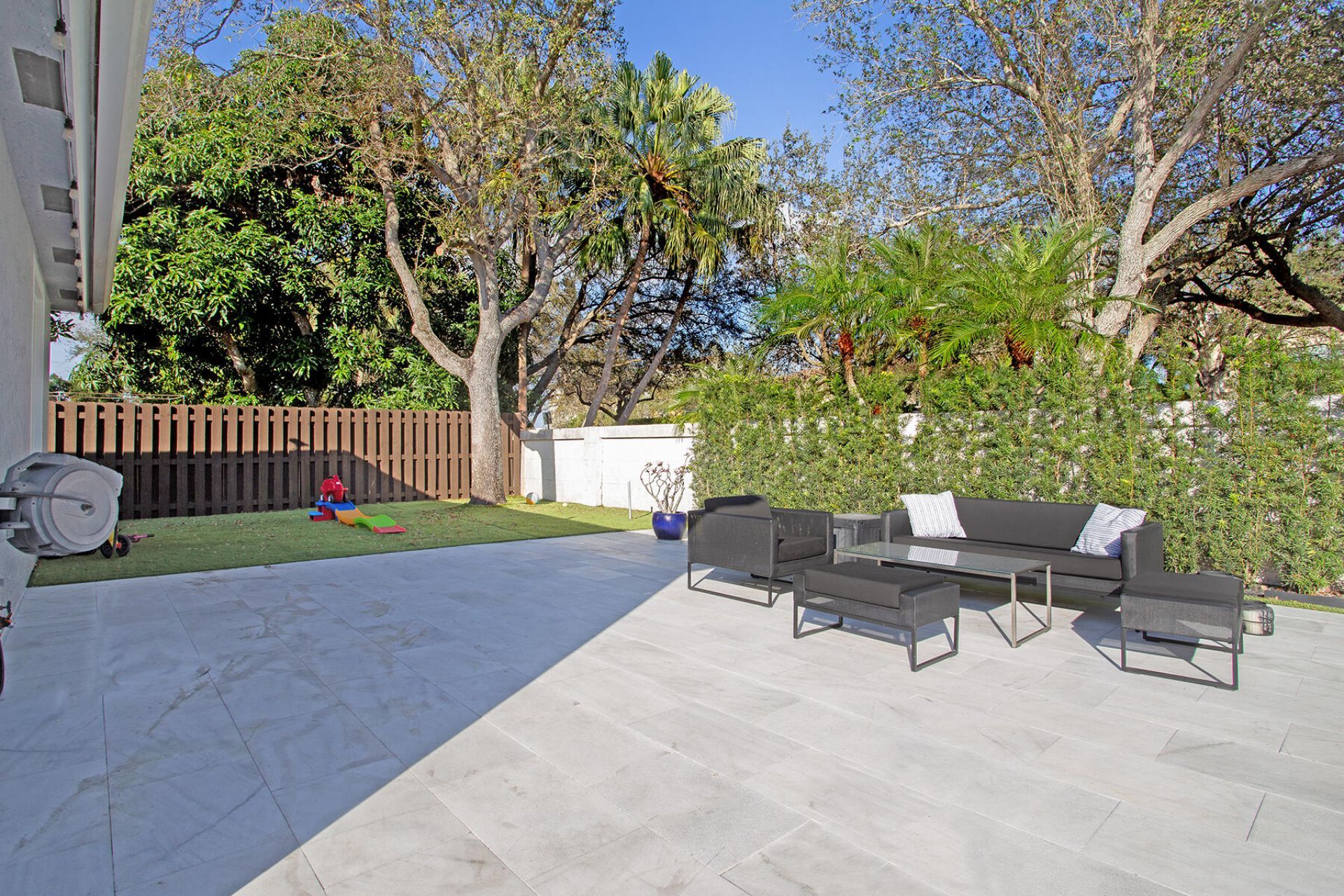 1861 NW 125th Terrace, Pembroke Pines, FL 33028 Photo