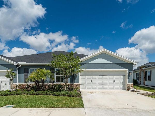 9449 SW Libertas Way, Port St. Lucie, FL 34987
