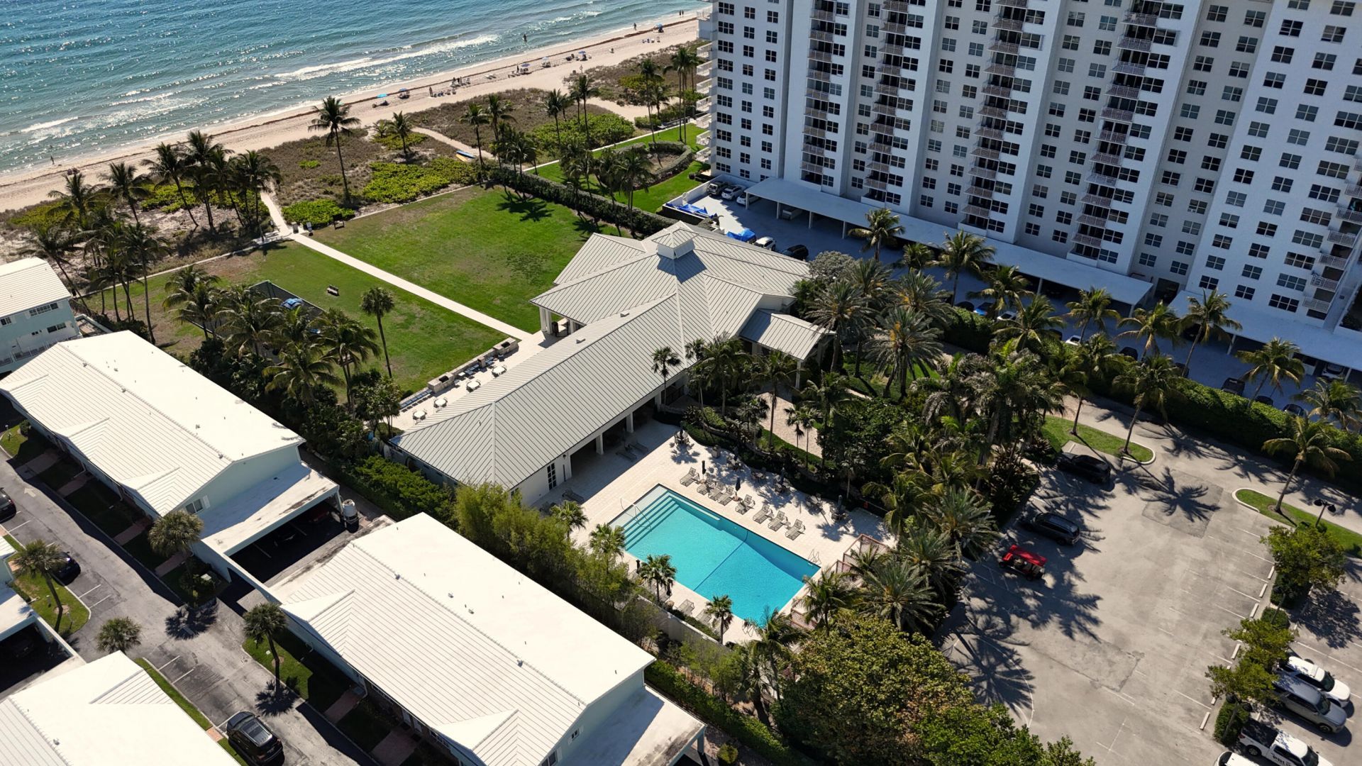 3 Winnebago Road, Sea Ranch Lakes, FL 33308 Photo