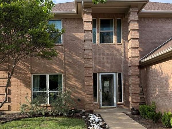 7433 Steward Lane, North Richland Hills, TX 76182