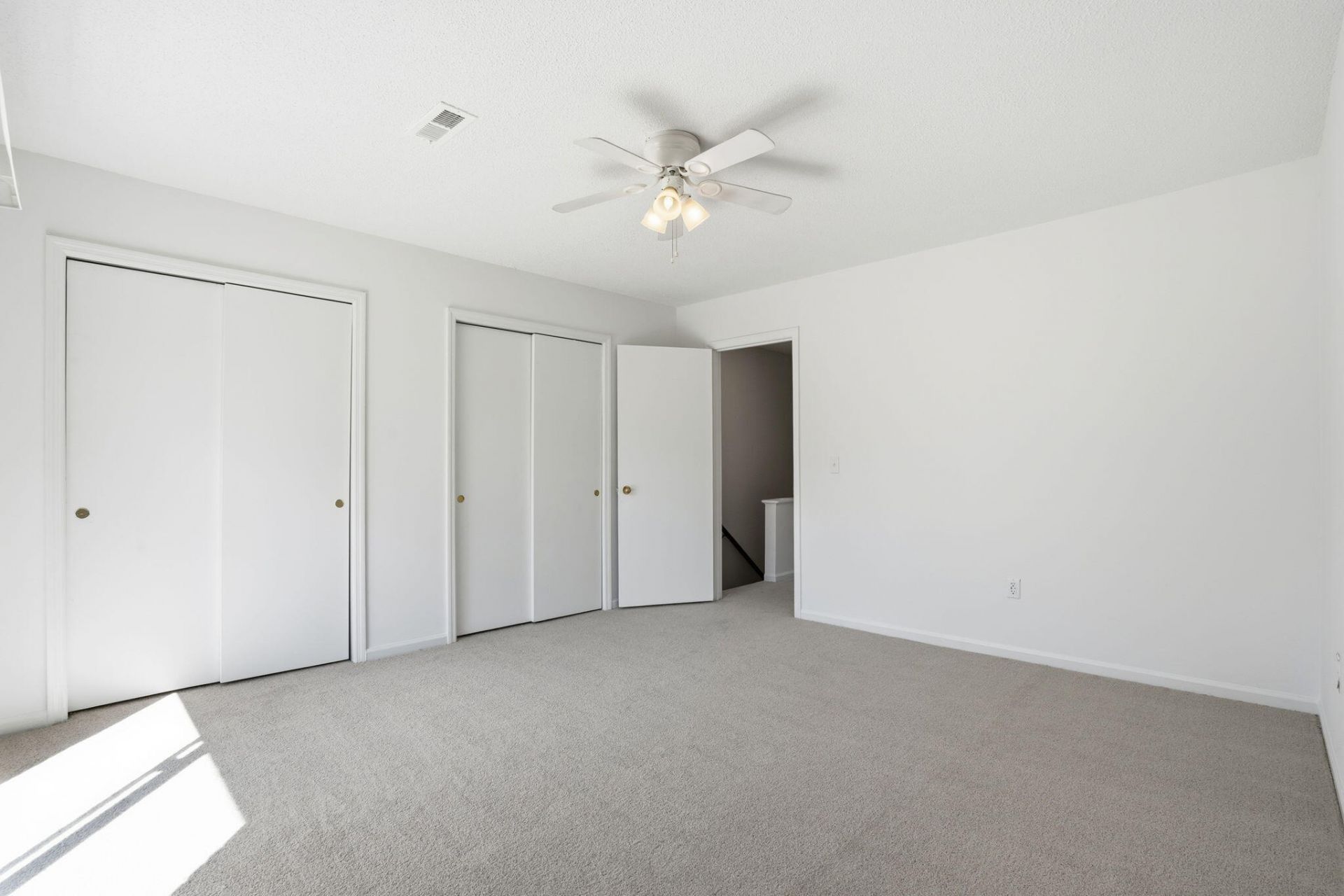 308 Saint Charles Court Photo 13