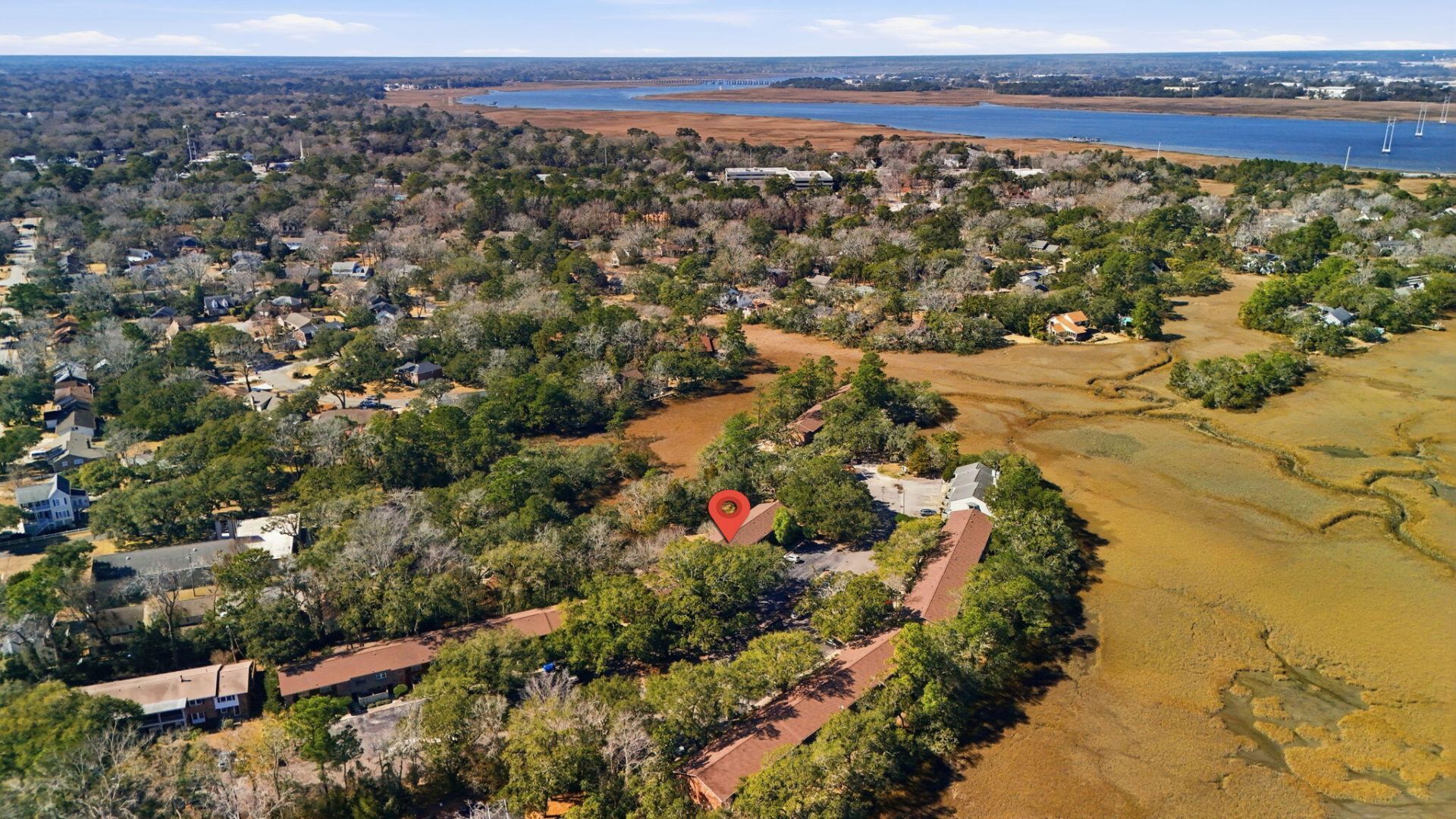 308 Saint Charles Court Photo 30