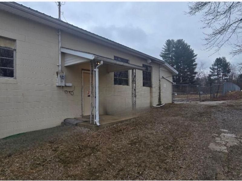 101 Academy Street, New Lexington, OH 43764 Photo 5