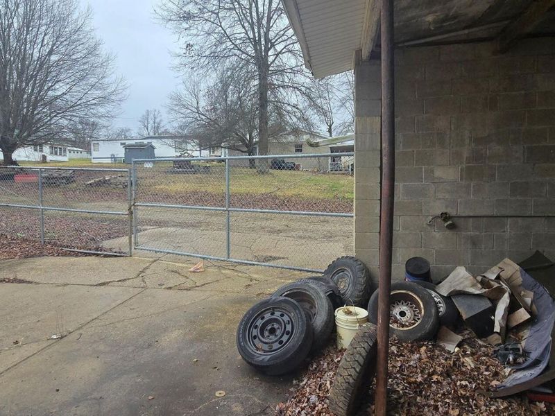 101 Academy Street, New Lexington, OH 43764 Photo 8