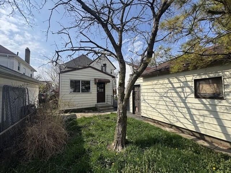 684 Wiltshire Road, Columbus, OH 43204 Photo 2