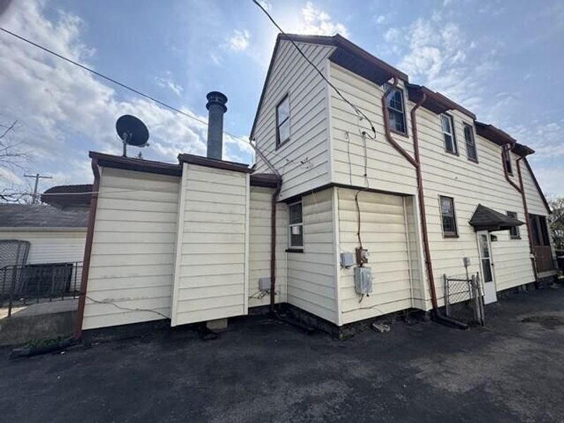 684 Wiltshire Road, Columbus, OH 43204 Photo 3