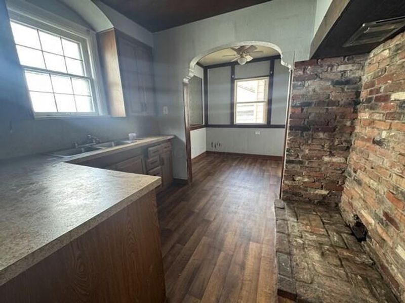 684 Wiltshire Road, Columbus, OH 43204 Photo 5