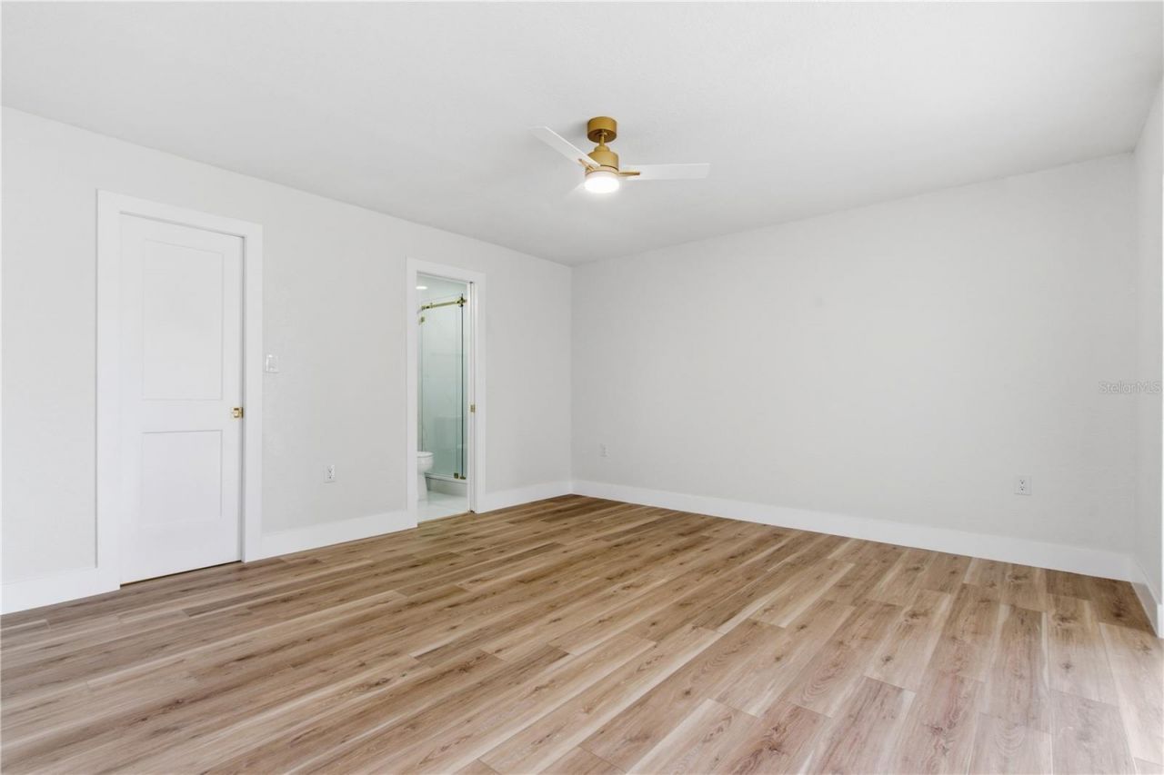 2309 Pin Oak Lane E, Clearwater, FL 33759 Photo