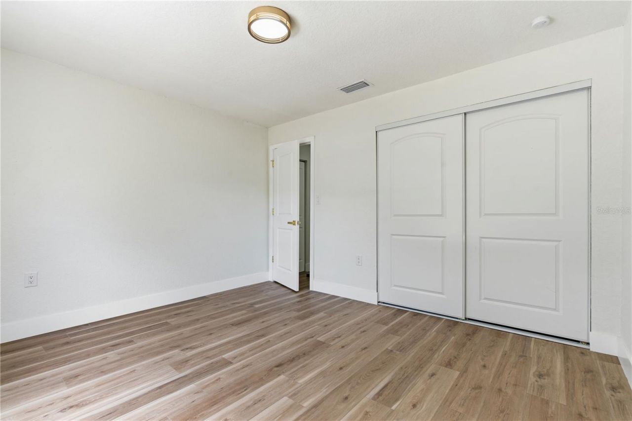 2309 Pin Oak Lane E, Clearwater, FL 33759 Photo