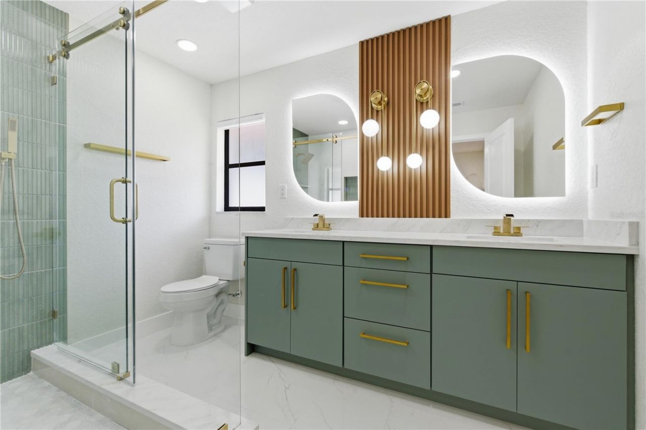 2309 Pin Oak Lane E, Clearwater, FL 33759 Photo