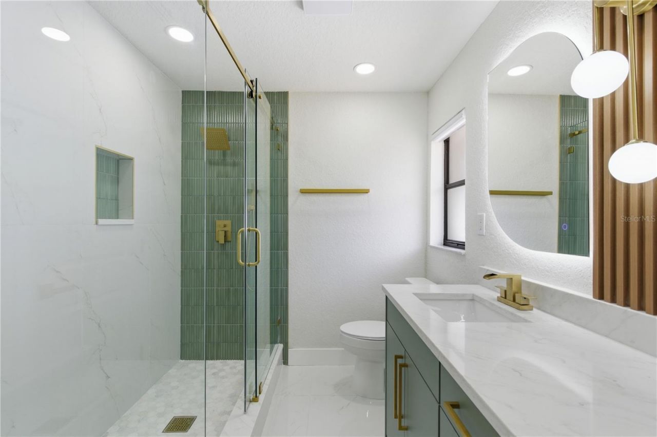 2309 Pin Oak Lane E, Clearwater, FL 33759 Photo