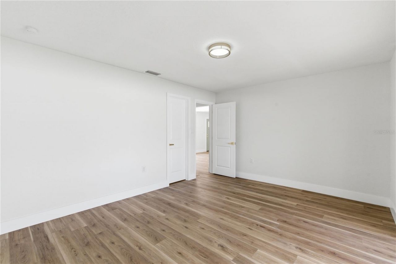 2309 Pin Oak Lane E, Clearwater, FL 33759 Photo