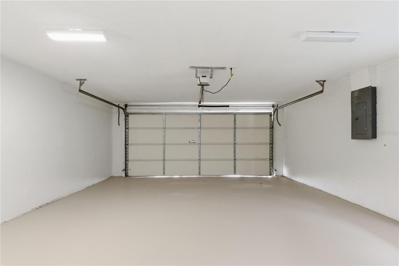 2309 Pin Oak Lane E, Clearwater, FL 33759 Photo