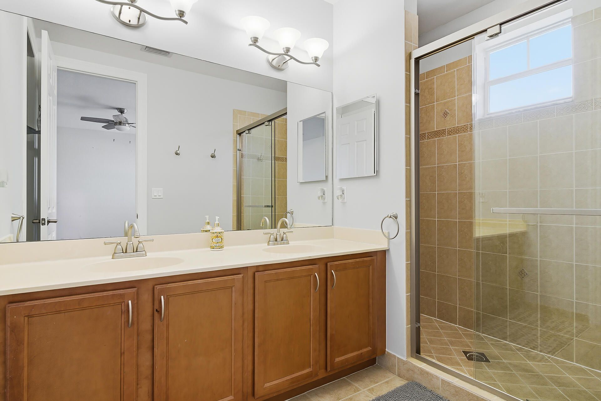 441 Amador Lane, Unit 3, West Palm Beach, FL 33401 Photo