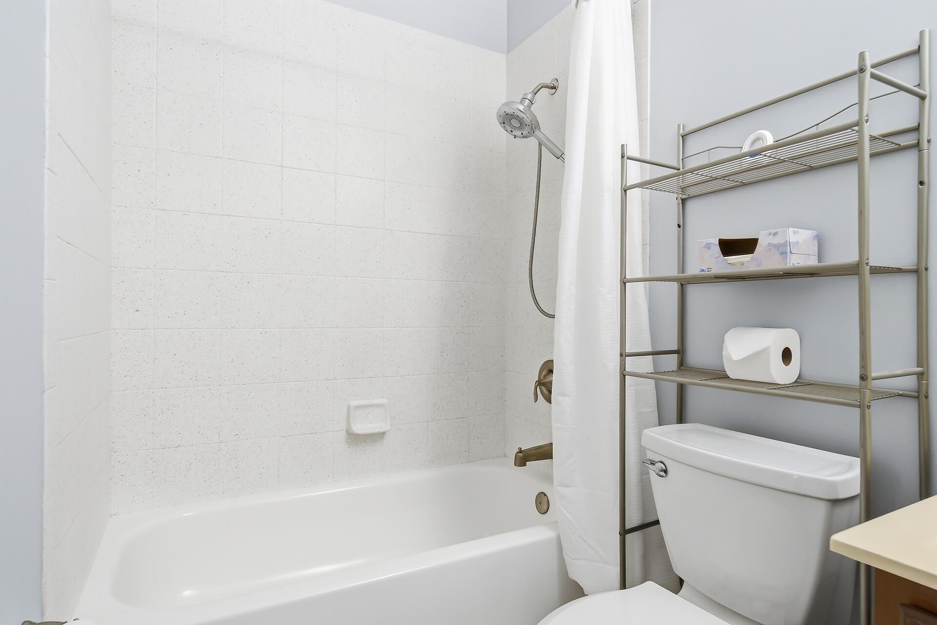 441 Amador Lane, Unit 3, West Palm Beach, FL 33401 Photo