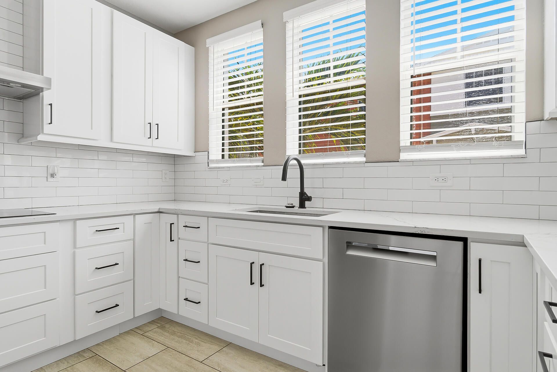 441 Amador Lane, Unit 3, West Palm Beach, FL 33401 Photo