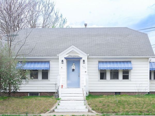 304 Hopkins Street, Defiance, OH 43512