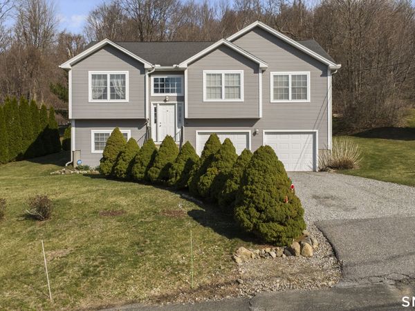 86 Hyde , Torrington, CT 06790