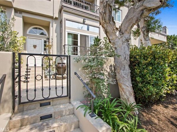 19355 Maidstone, Huntington Beach, CA 92648